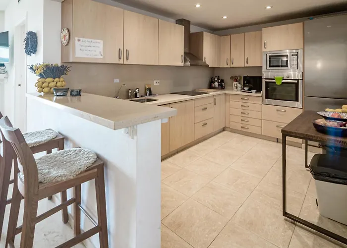 Ma - Elegant With Sea Views דירה מארבלה