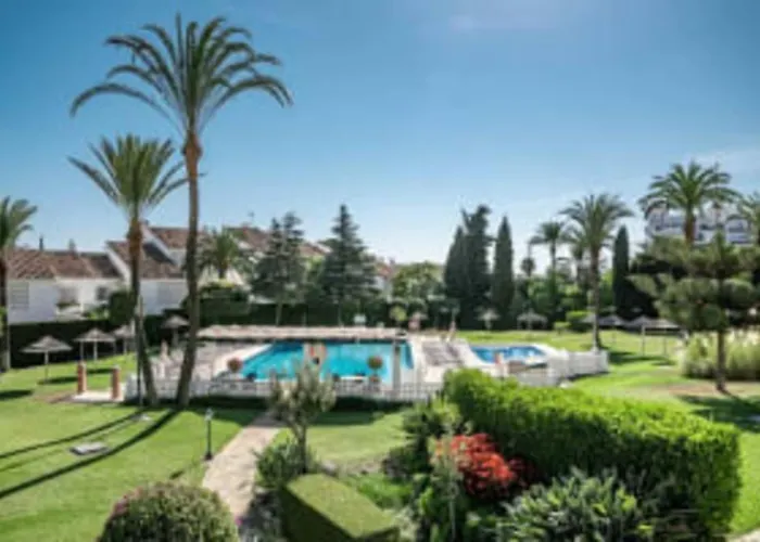 Ma - Elegant With Sea Views *