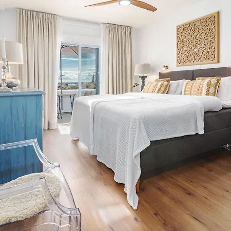 Ma - Elegant With Sea Views Apartment *